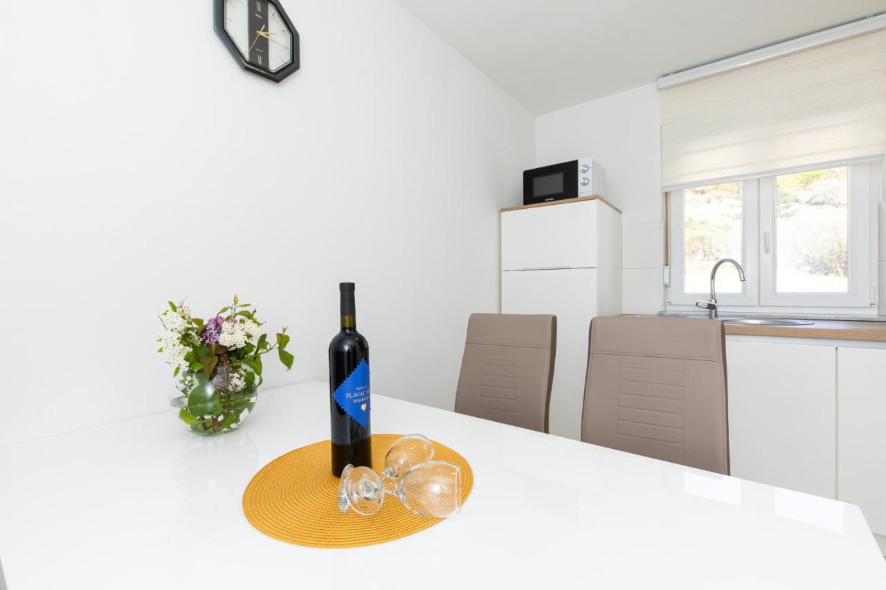 Apartments Augustinovic Baška Eksteriør billede