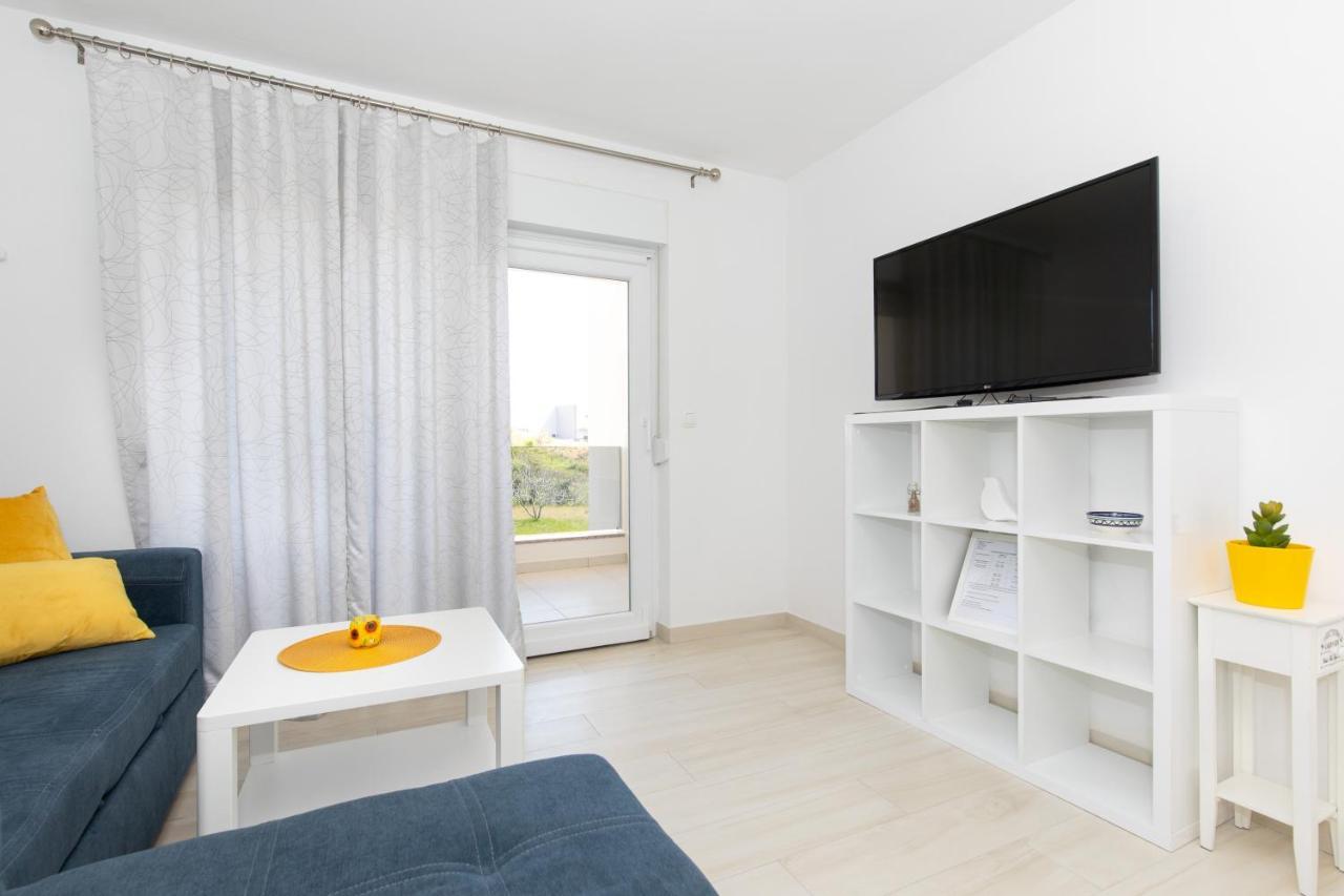 Apartments Augustinovic Baška Eksteriør billede