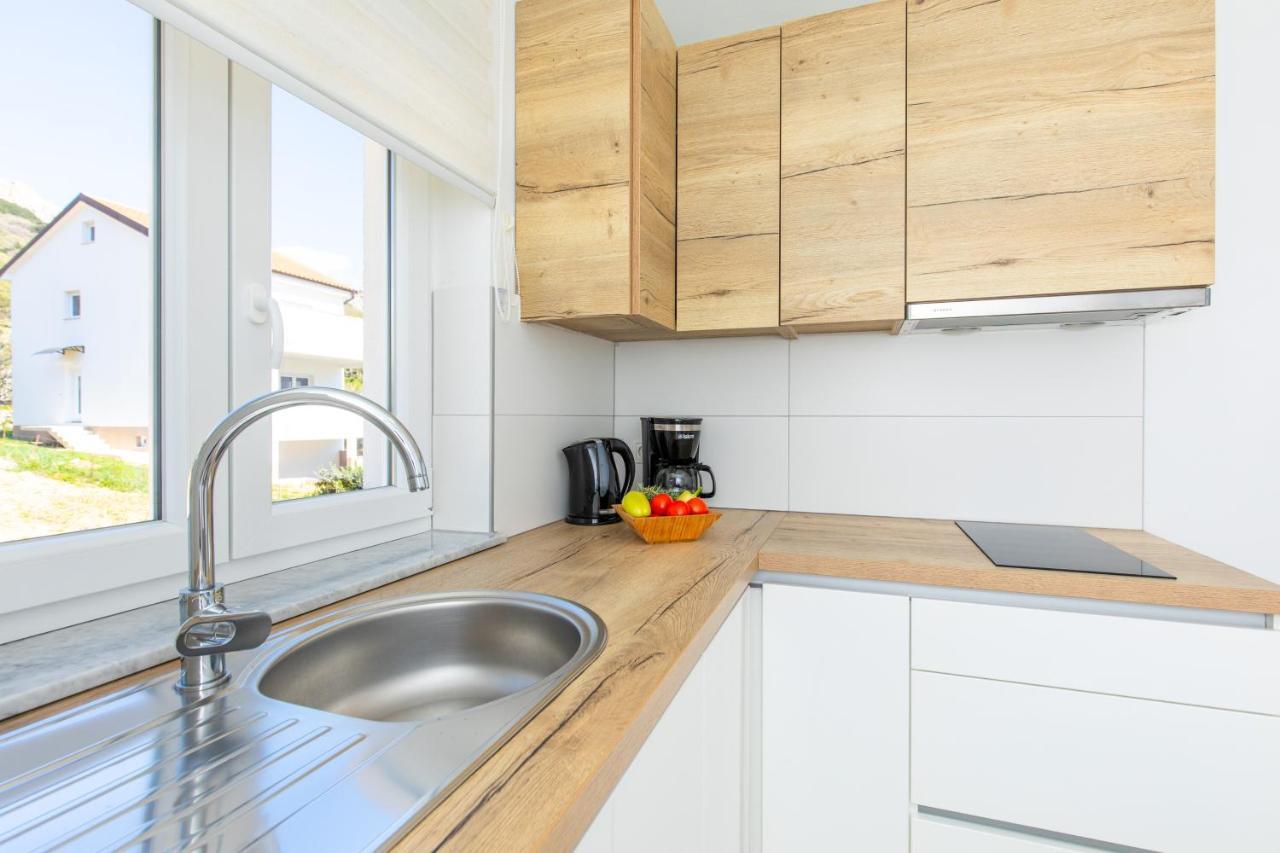 Apartments Augustinovic Baška Eksteriør billede